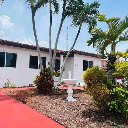Villa Ana House In Miami